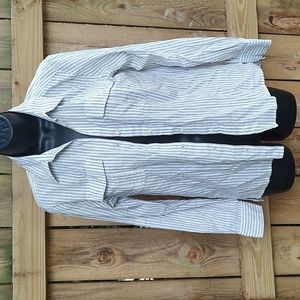 🏵️ Patagonia Striped Button Down Shirt